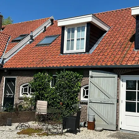 De Gouwe Leeuw Apartment *