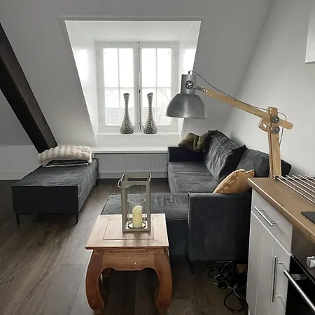 Apartment De Gouwe Leeuw *